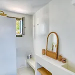 Βίλα Stone Pine House - Private Pool
