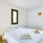 Stone Pine House - Private Pool Βίλα *