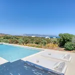 Stone Pine House - Private Pool * Αντίπαρος