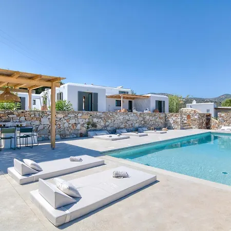 Stone Pine House - Private Pool Willa